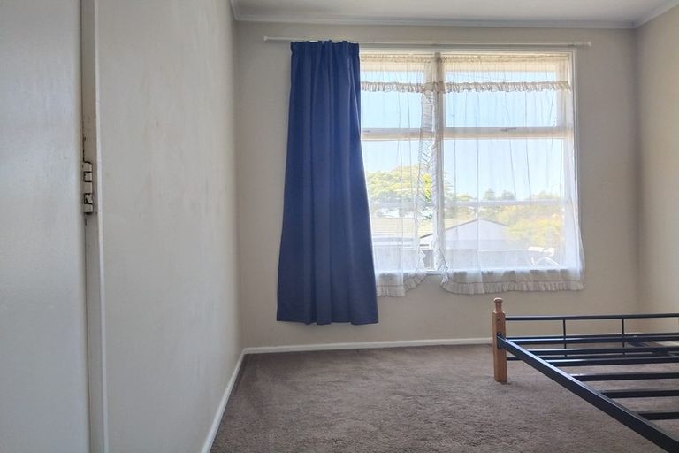 Photo of property in 79 Tirimoana Road, Te Atatu South, Auckland, 0602