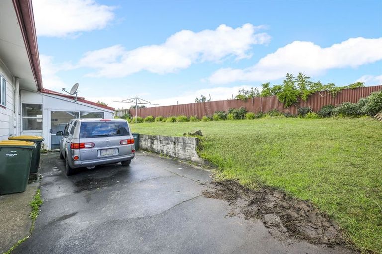 Photo of property in 7 Aden Place, Clendon Park, Auckland, 2103