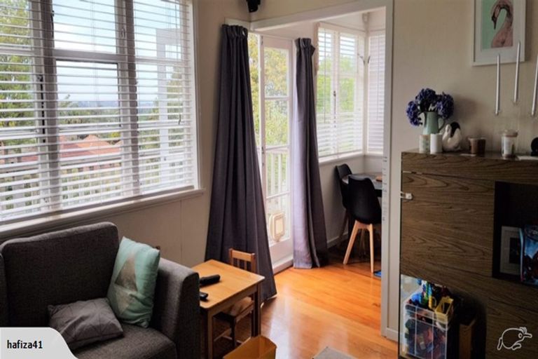 Photo of property in 12a Bernard Street, Tauranga South, Tauranga, 3112