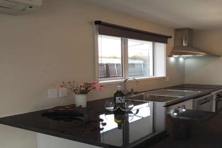 Photo of property in 2/7b Camrose Place, Ilam, Christchurch, 8041