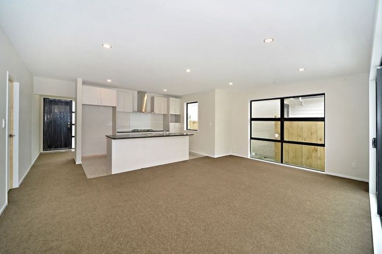 Photo of property in 7 Soaring Bird Drive, Takanini, 2112