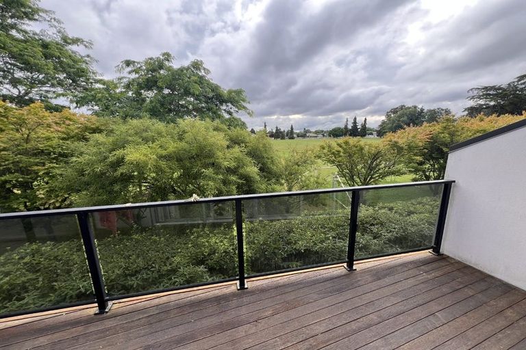 Photo of property in 8/6 Page Place, Hamilton East, Hamilton, 3216