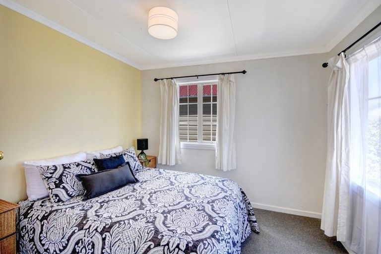 Photo of property in 32 Meadow Street, Mornington, Dunedin, 9011