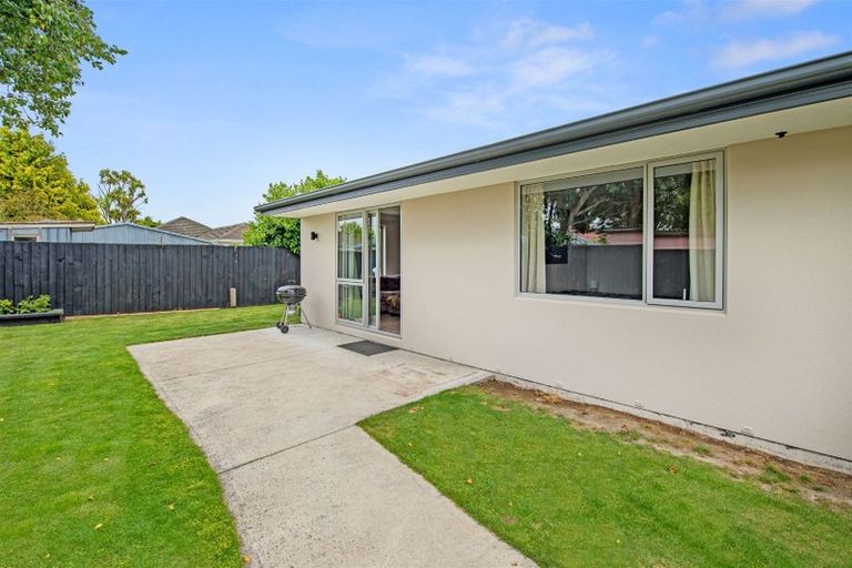 Photo of property in 6a Cargill Place, Richmond, Christchurch, 8013