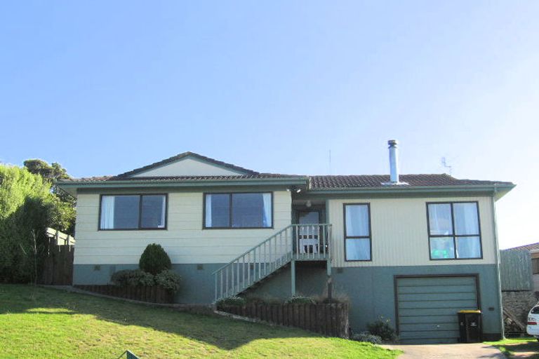 Photo of property in 27 Bodmin Terrace, Camborne, Porirua, 5026