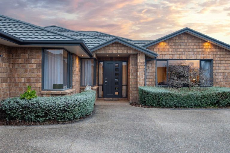 Photo of property in 18 Connor Court, Huntington, Hamilton, 3210