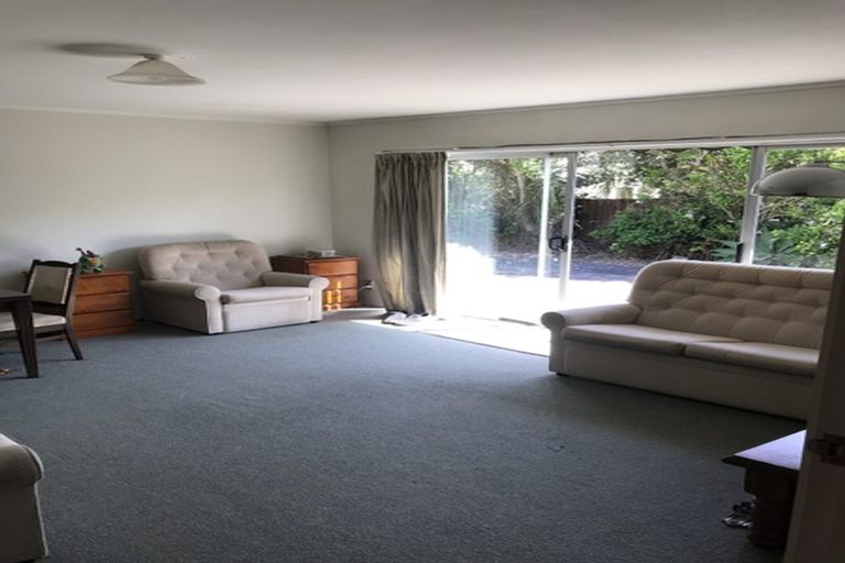 Photo of property in 2/32 Eastern Beach Road, Eastern Beach, Auckland, 2012