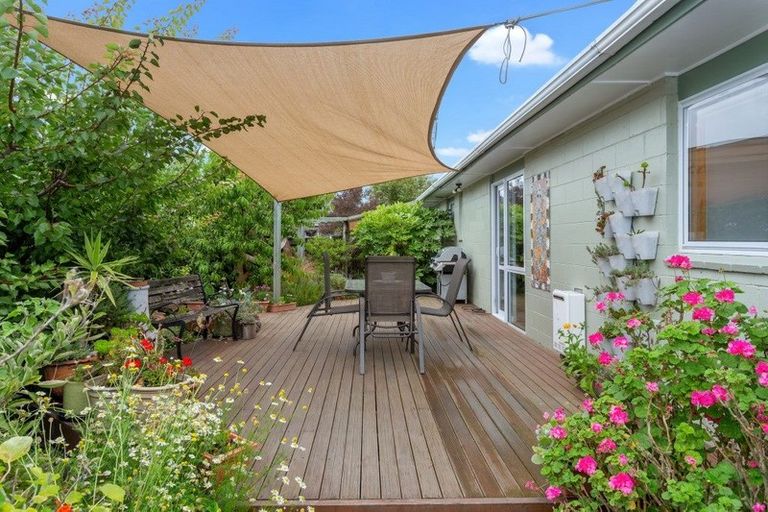 Photo of property in 11 Oban Place, Woolston, Christchurch, 8062