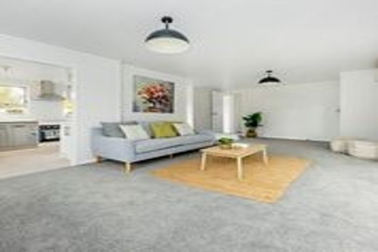 Photo of property in 14 Chantal Place, Red Hill, Papakura, 2110