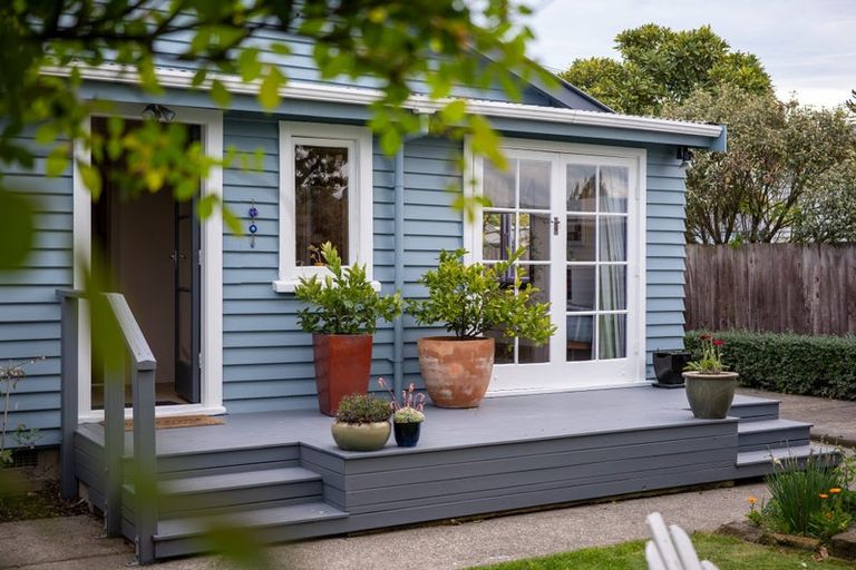 Photo of property in 19 Gibbon Street, Sydenham, Christchurch, 8023