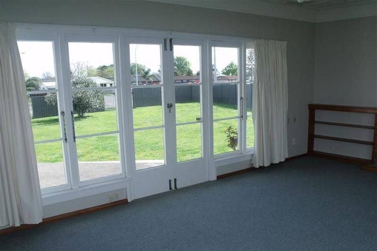 Photo of property in 72 Napier Road, Havelock North, 4130