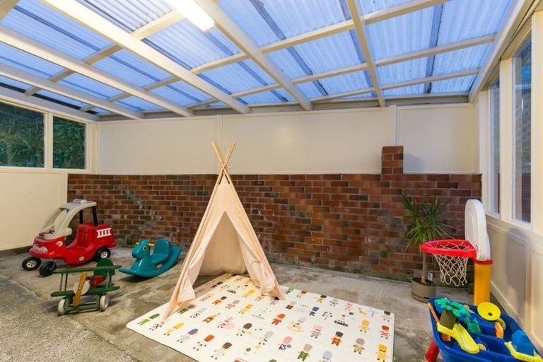 Photo of property in 45 Bracken Road, Paparangi, Wellington, 6037