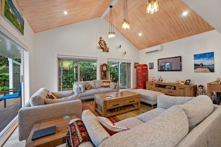 Photo of property in 1 Brett Avenue, Takapuna, Auckland, 0622