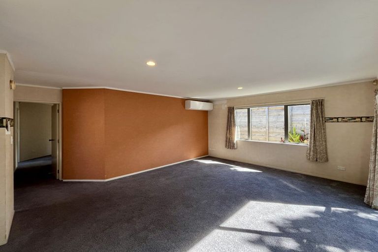 Photo of property in 18a Cosy Place, Howick, Auckland, 2014