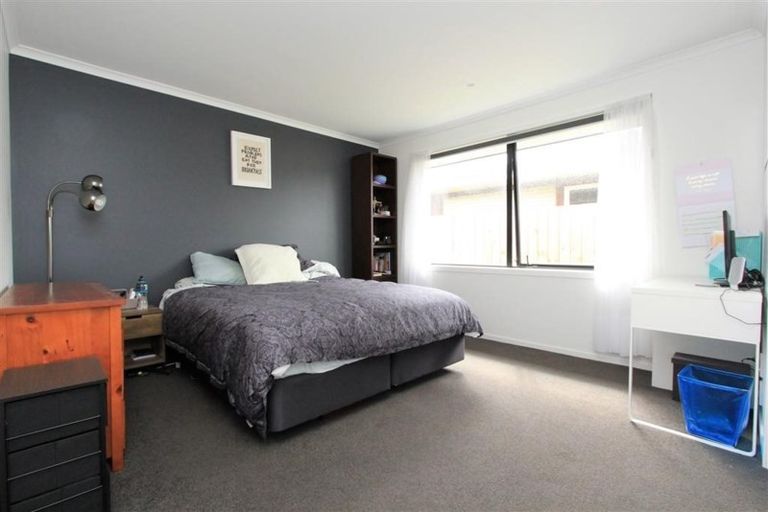 Photo of property in 9a Warwick Avenue, St Andrews, Hamilton, 3200