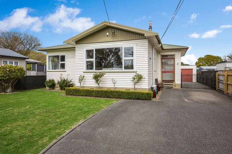 Photo of property in 40 Lincoln Avenue, Epuni, Lower Hutt, 5011