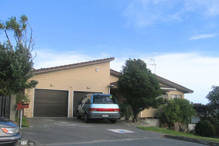 Photo of property in 17 Langwell Place, Papakowhai, Porirua, 5024