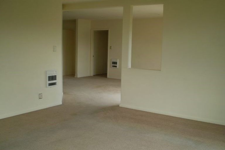 Photo of property in 3 Hawkins Place, Rangiora, 7400