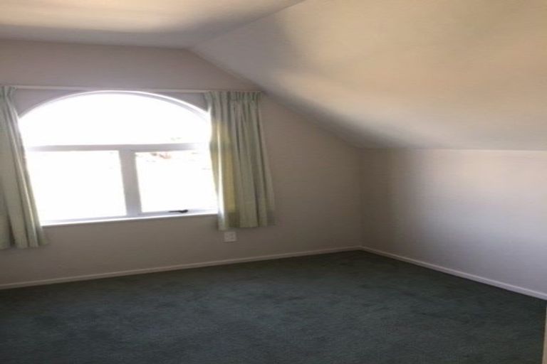 Photo of property in 2/102 Wainui Street, Riccarton, Christchurch, 8041