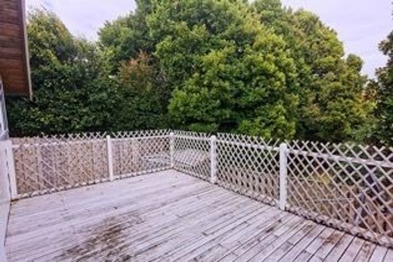 Photo of property in 2/26 Richards Avenue, Forrest Hill, Auckland, 0620