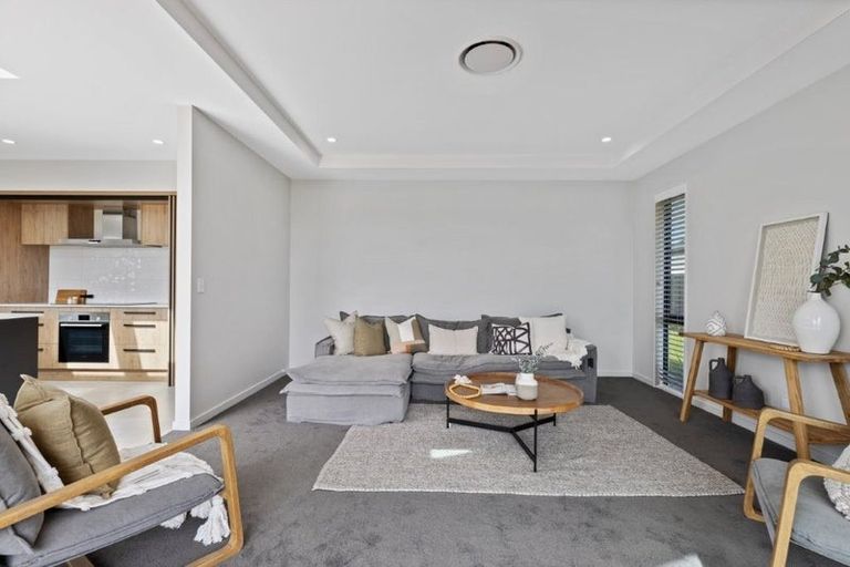 Photo of property in 6 Cam Mill Place, Rangiora, 7400