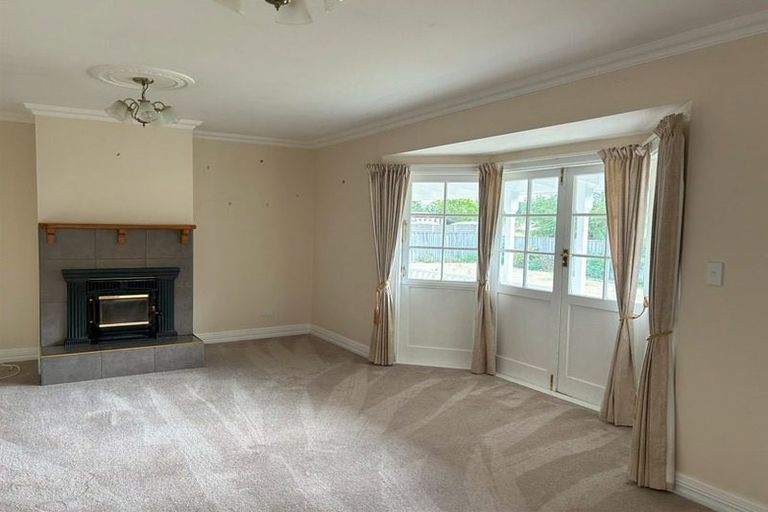 Photo of property in 8a Cotter Street, Greytown, 5712