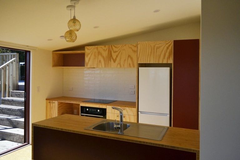 Photo of property in 9 Challis Place, Mount Pleasant, Christchurch, 8081