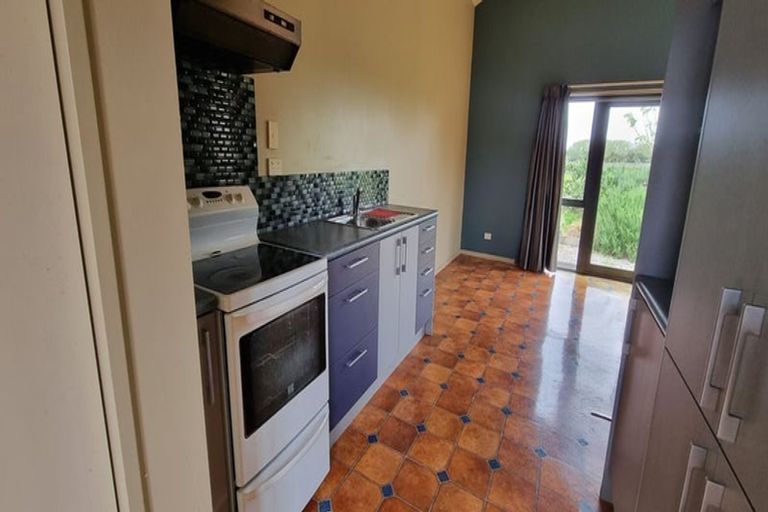 Photo of property in 256 Sutton Road, Drury, Papakura, 2584