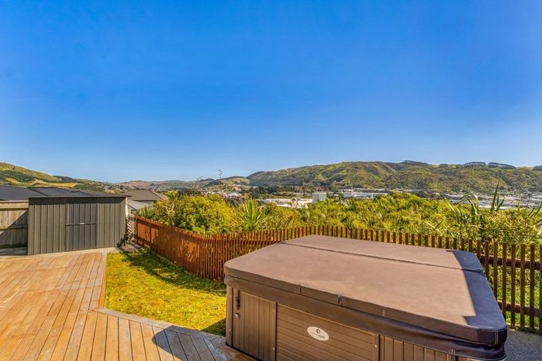 Photo of property in 124 John Burke Drive, Aotea, Porirua, 5024
