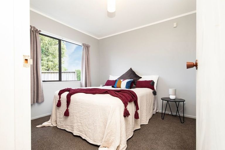 Photo of property in 1/86 Astley Avenue, New Lynn, Auckland, 0600