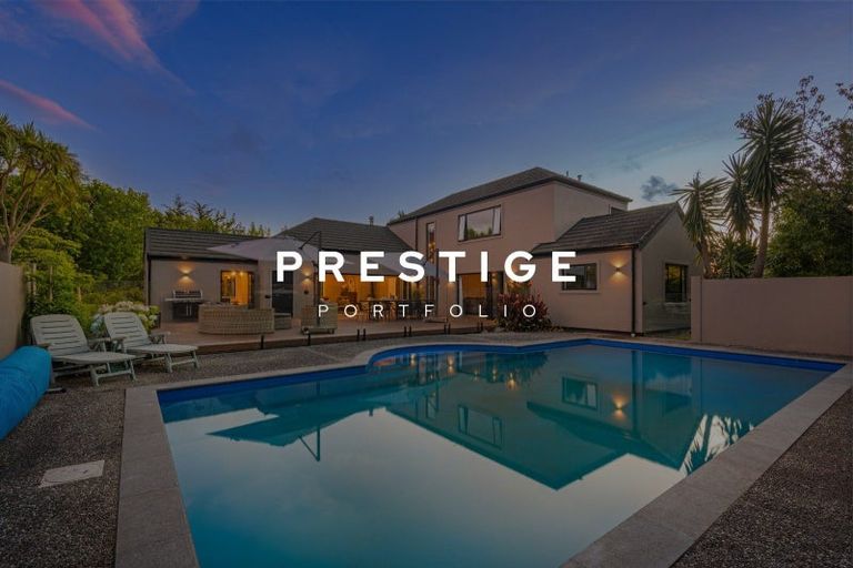 Photo of property in 52 Turitea Road, Fitzherbert, Palmerston North, 4472