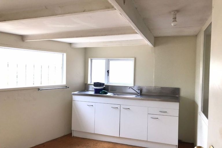 Photo of property in 13 Blowers Place, Flat Bush, Auckland, 2019