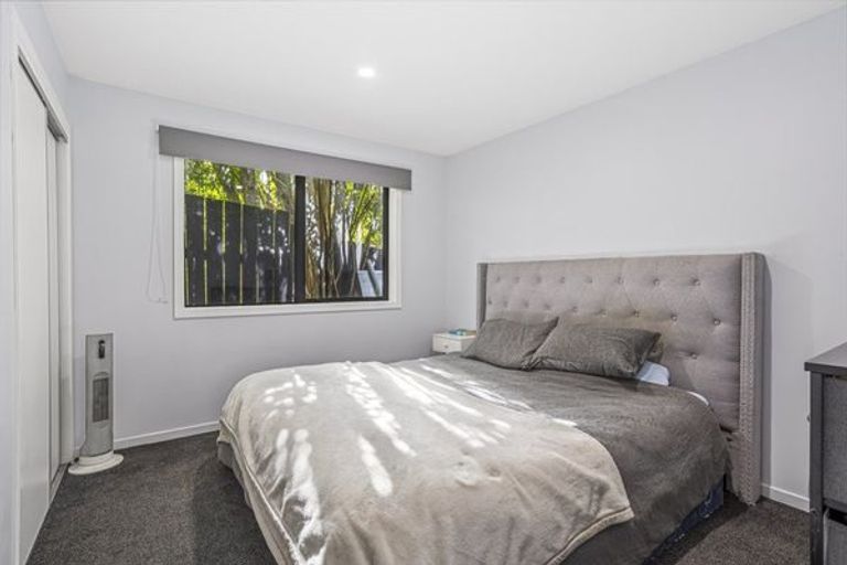 Photo of property in 61a Gledstane Road, Stanmore Bay, Whangaparaoa, 0932