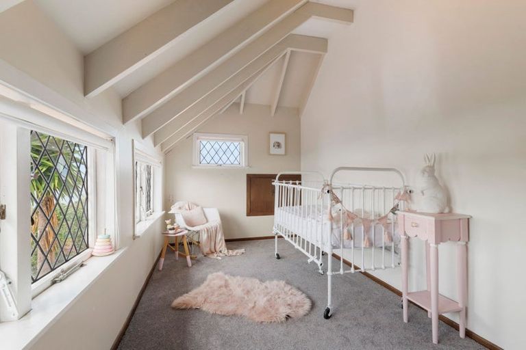 Photo of property in 31 Norwood Road, Bayswater, Auckland, 0622