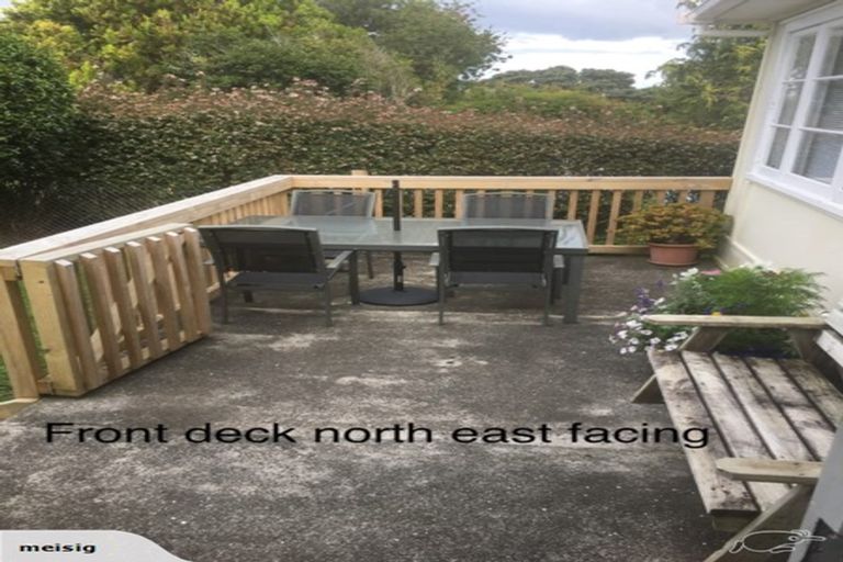 Photo of property in 98 Howard Road, Orere Point, Papakura, 2585