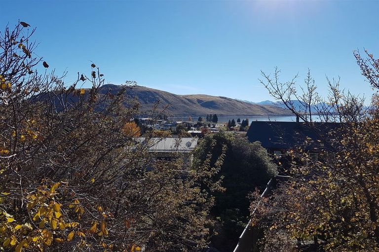 Photo of property in 35 Murray Place, Lake Tekapo, 7999