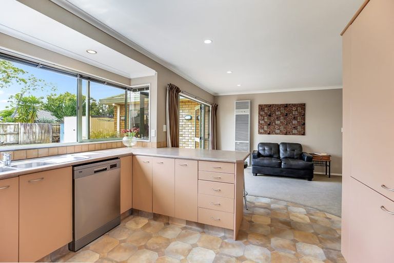 Photo of property in 20 Admiral Crescent, Flagstaff, Hamilton, 3210