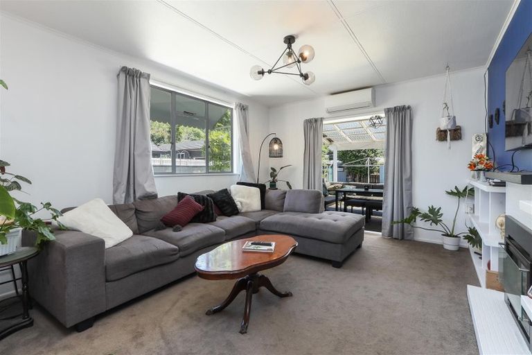 Photo of property in 45 Fairview Road, Western Heights, Rotorua, 3015