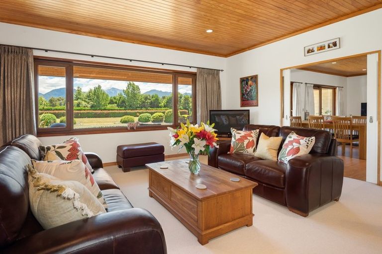 Photo of property in 14 Cooper Street, Wairau Valley, Blenheim, 7271