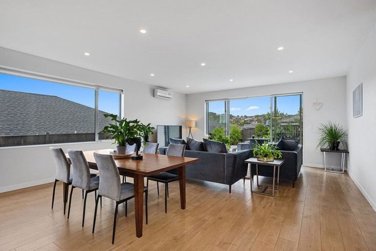 Photo of property in 3 Tararua Street, Massey, Auckland, 0614