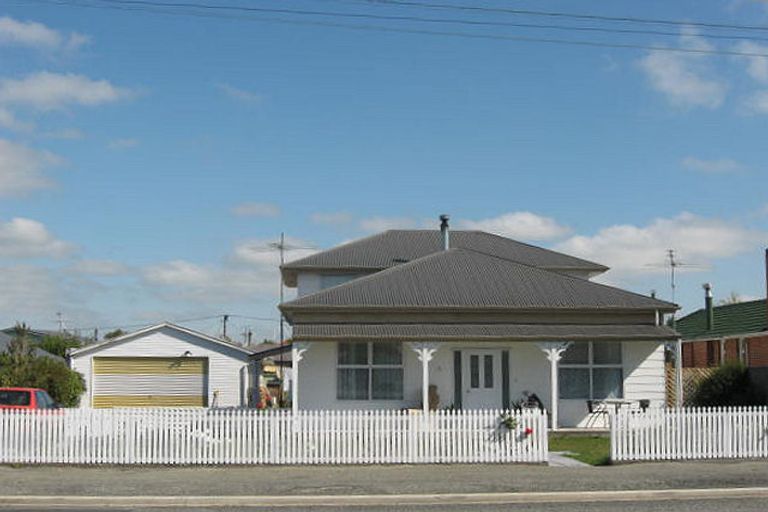 Photo of property in 74 Aitken Street, Ashburton, 7700