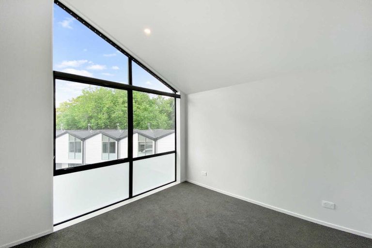 Photo of property in 28/27 Harewood Road, Papanui, Christchurch, 8053
