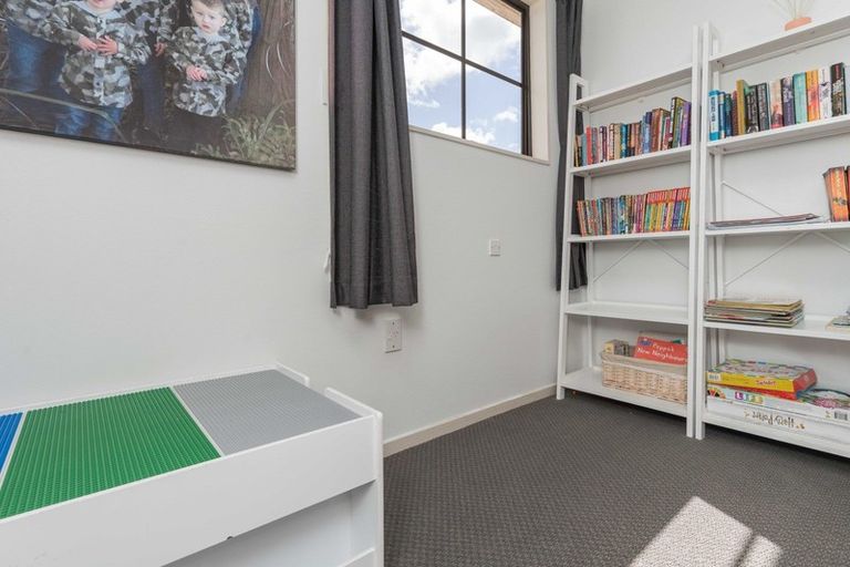 Photo of property in 33 Park View Avenue, Feilding, 4702