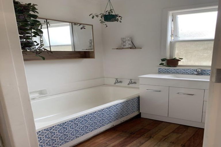 Photo of property in 44a Riwai Street, Paraparaumu, 5032