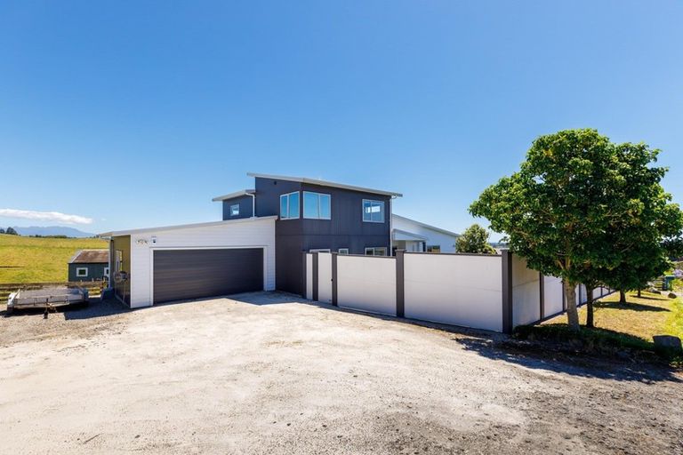 Photo of property in 794 Otaraoa Road, Tikorangi, Waitara, 4383