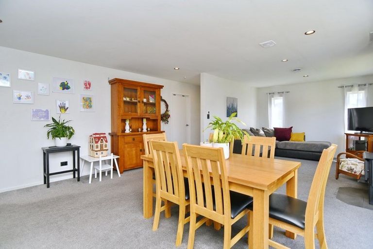 Photo of property in 3 Catchpole Place, Woodend, 7610