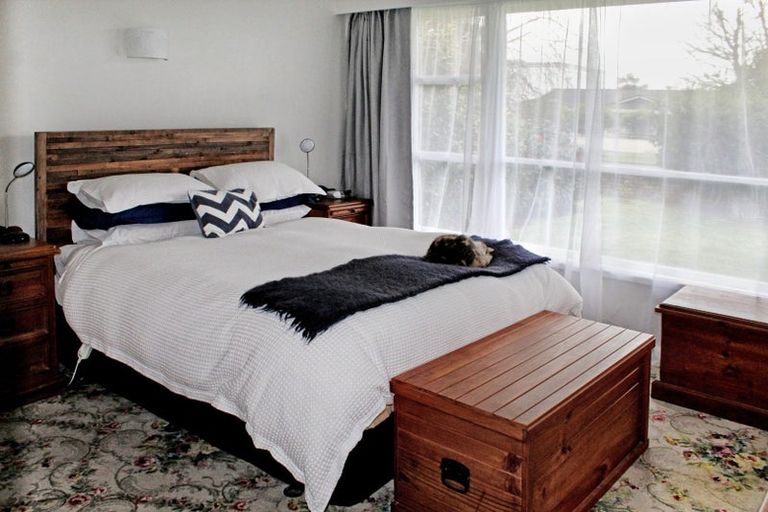 Photo of property in 8 Saint Johns Avenue, Palmerston North, 4414