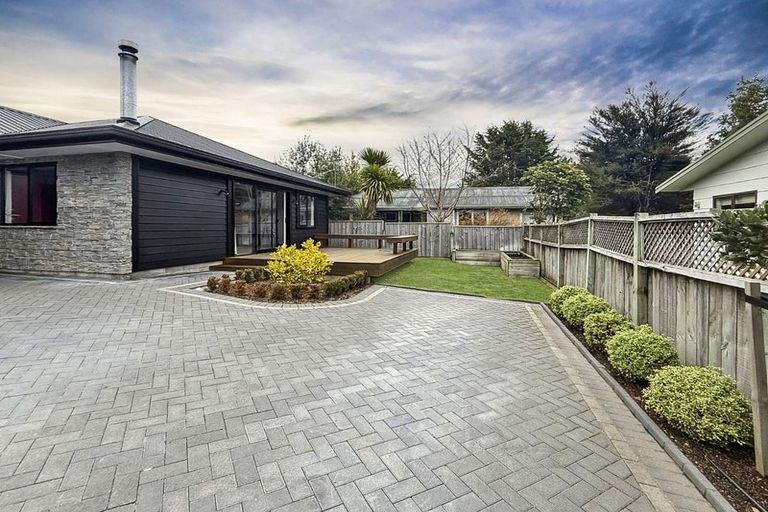 Photo of property in 7 Aubrey Crescent, Rainbow Point, Taupo, 3330