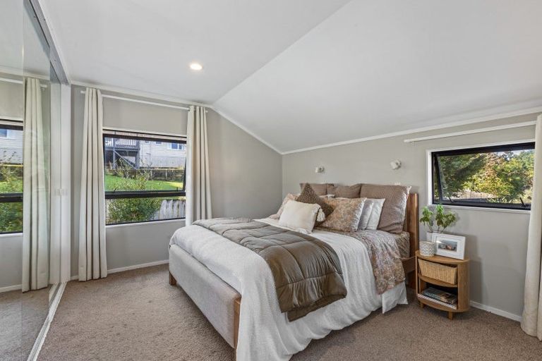 Photo of property in 2/67 Donald Street, Stanmore Bay, Whangaparaoa, 0932