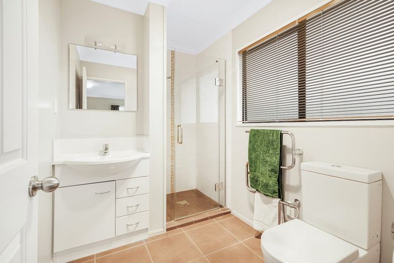 Photo of property in 5 Dallinger Street, St Andrews, Hamilton, 3200